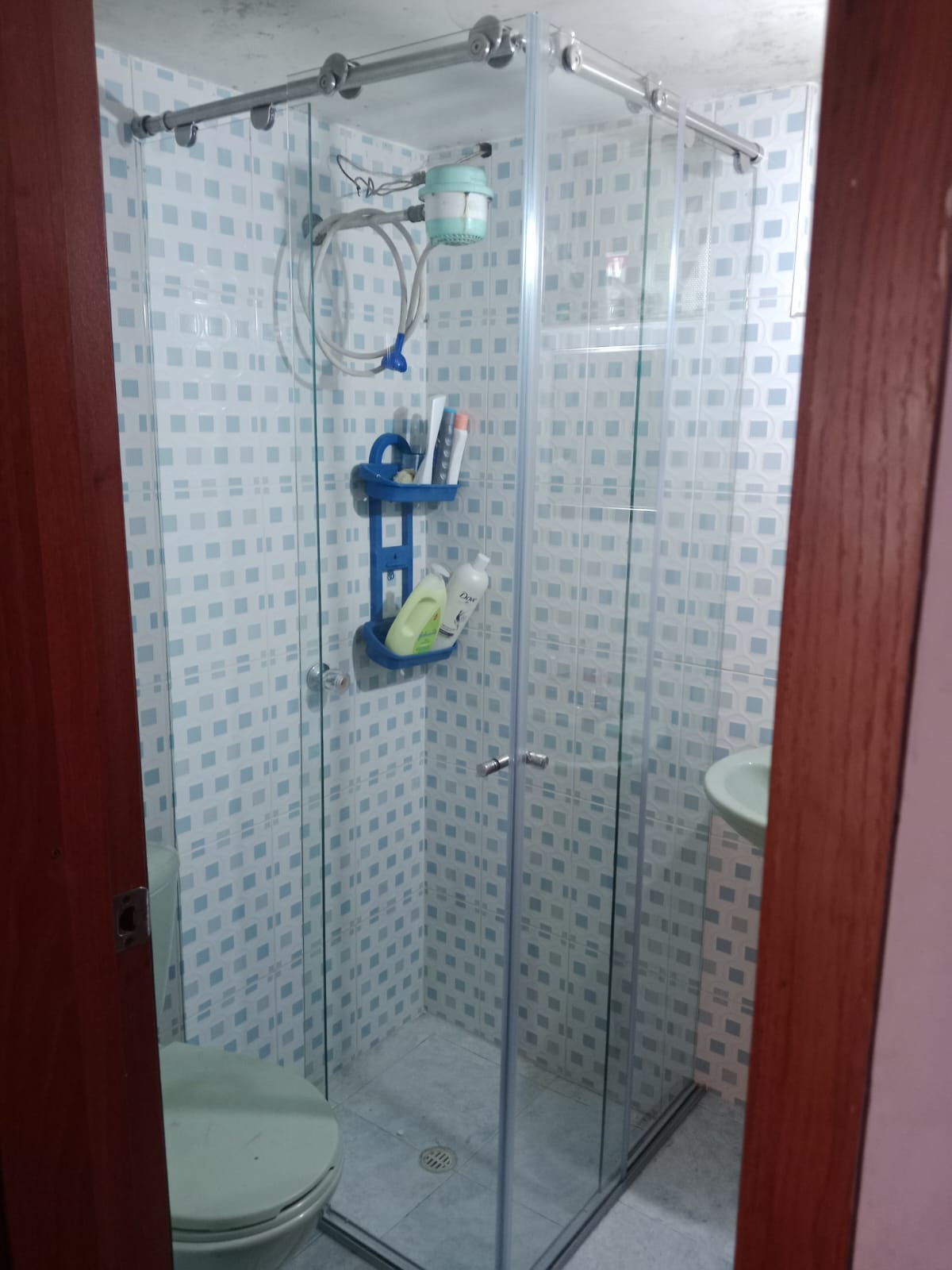Cabina de ducha esquinera en vidrio templado